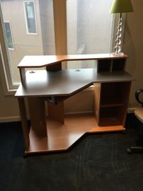 Student desk, like new.