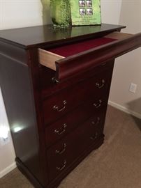 6 drawer dresser, with top drawer velvet lined.