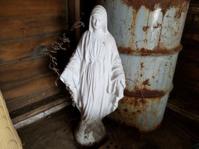 Blessed Mary statue