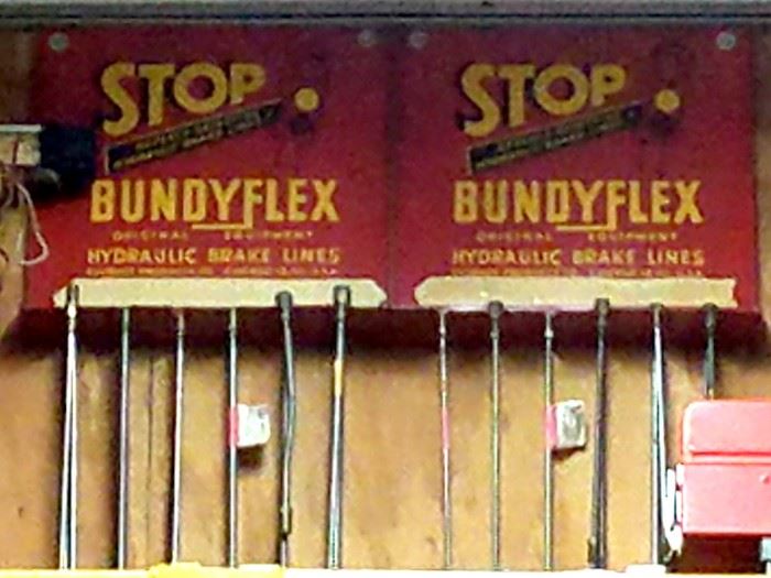 Vintage Bundyflex hydraulic brake unit store displays