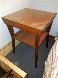 Mid-mod two tier side table