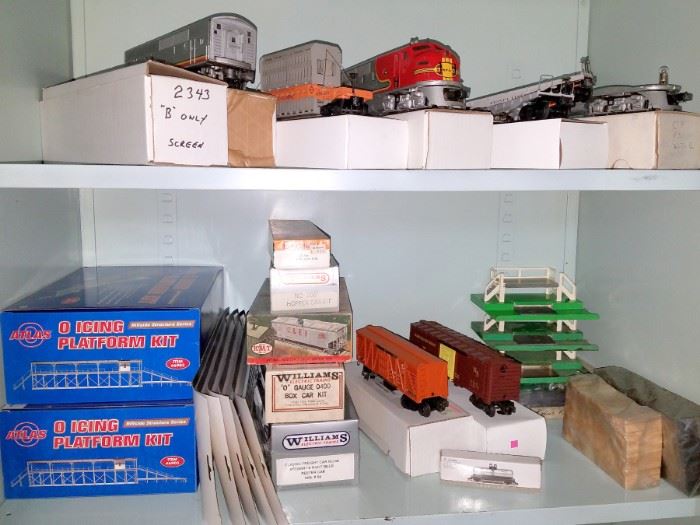 Model train parts & accessories