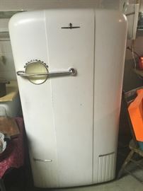 Kelvinator Refridgerator