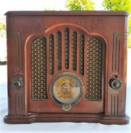 GE Radio/Cassette player Vintage Feel https://ctbids.com/#!/description/share/47051