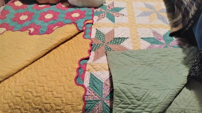 7 vintage handmade quilts