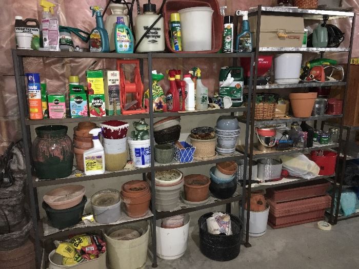 Large selction of garden and lawn items