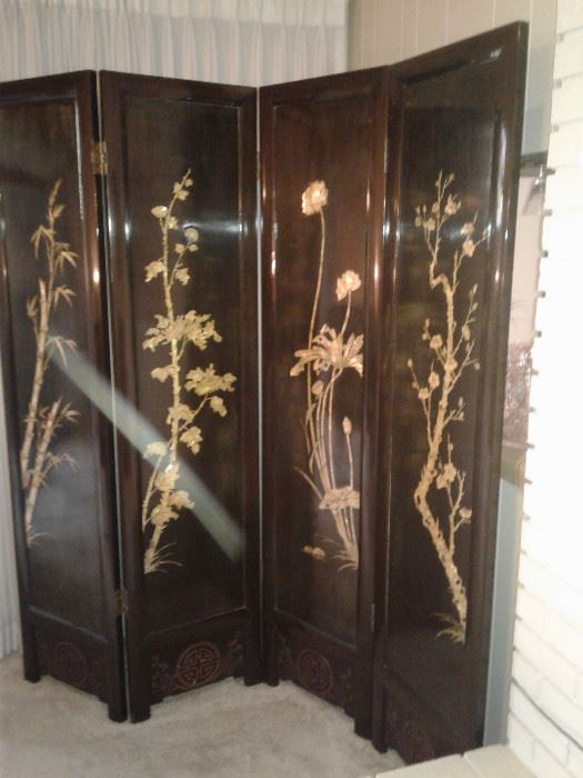 Black Lacquer Room Divider with mother of pearl inlay 