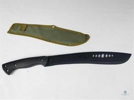Black Machete 13"5 Blade / Leymar Black Handle, New in Green Nylon Sheath . LOCATION 20
