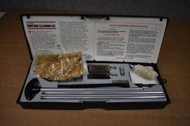 All Gauge Shotgun Cleaning Kit / 12 Gauge accessories. Model SHO-216. LOCATION 18
