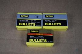 Speer Bullets 9MM and 38 CAL. And Special / Gold Dot 124 GR .355 HP 3998, 38 Special .357 JHP 125 GR 4013, 38 CAL .357 Soft Point 4011. Approx. 75 bullets Total. LOCATION 19
