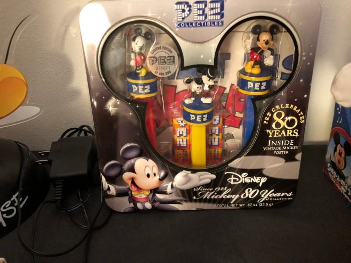 Mickey Mouse Collector set of pez dispensers
