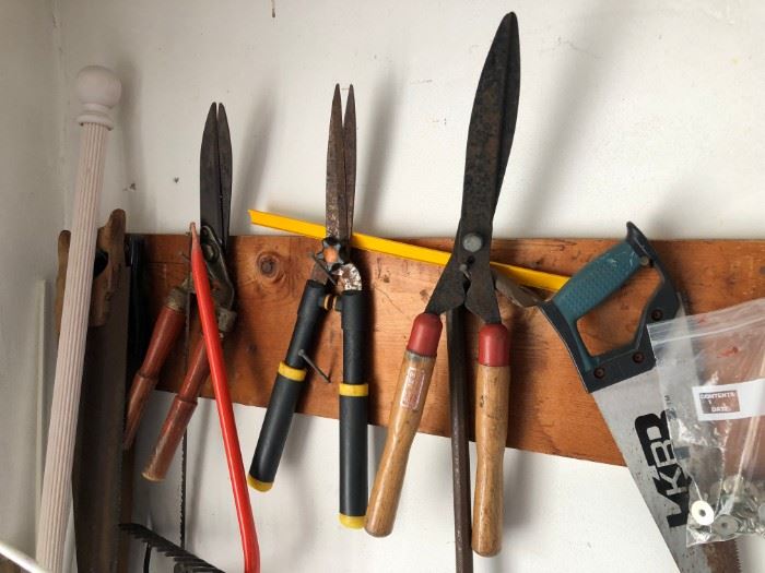 Yard tools