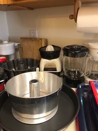 Bakeware and small appliances 