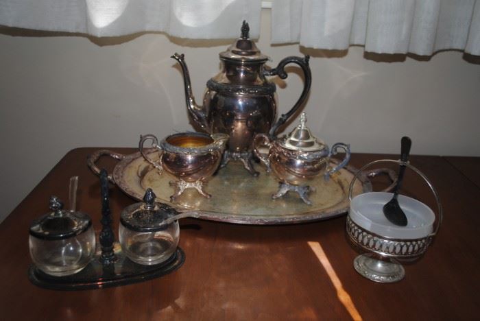 Silverplate - Rogers & Bros "Exquisite" 4 pc tea set, condiment set and nut bowl