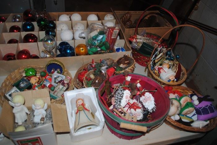 Many, many Christmas decorations - lots homemade