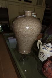 CHINESE CRACKLE VESSEL