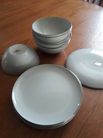 Mid century Emalox silver grey plates and bowls.