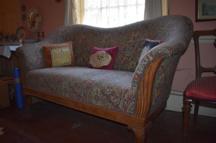 Beautiful "Flow"(wave-like) to this Antique Sofa