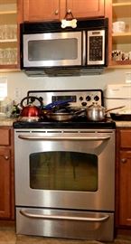 Stove and Microwave for sale.