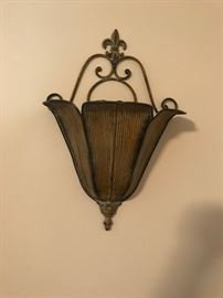 Wall sconces (2)