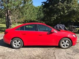 2014 Chevy Cruze LT like new - very nice car