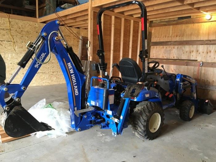 2018 New Holland Workmaster Tractor Model 25T4B       Please Note we will be taking offers on the Tractor Prior to the Sale for this item only.  Serious inquiries only Thanks