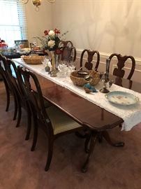 Dbl. Pedastal Dining Table w/8 chairs