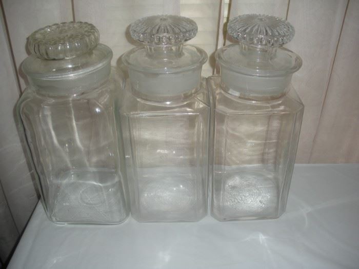 more sundry containers