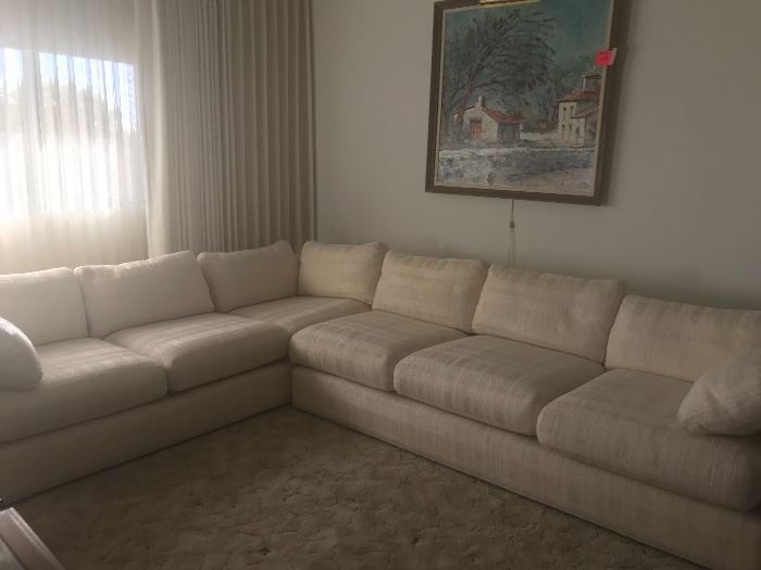 Free white sectional. Great condition. 