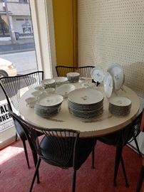 "Queen for a Day" table/chairs, mid century china