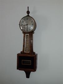 Ingraham Banjo clock with key