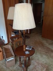 side tables with lamps