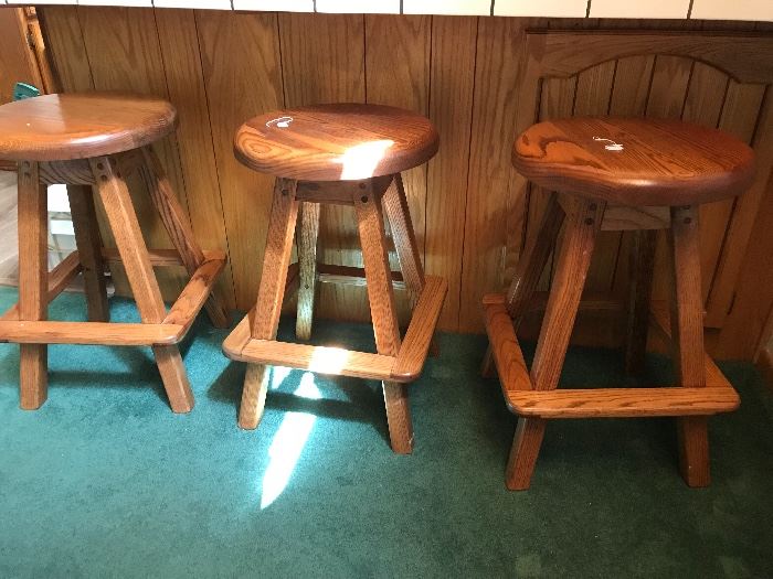 These barstools are VERY study. And THEY SPIN!