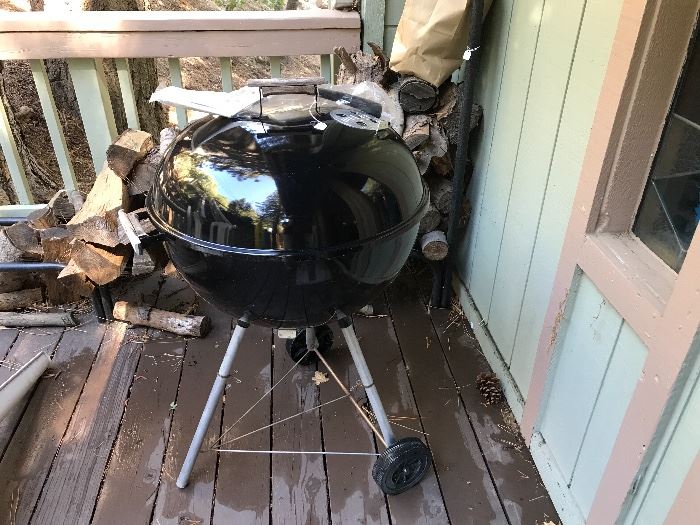 Weber grill.  Like new