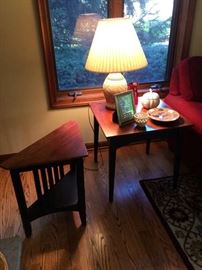 Ethan Allen end and occasional table