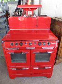 Red O'Keefe & Merritt Stove