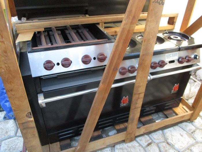 2005 Brand New in Crate WOLF RANGE OVEN STOVE