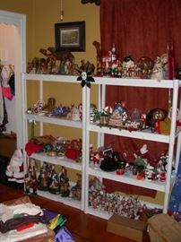 More Christmas and holiday decorations, Camel items