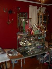 Another view of the jewelry room