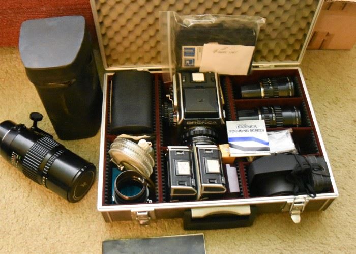 Vintage Zenza Bronica EC-TL Camera Set with Additional Lenses & Other Extras
