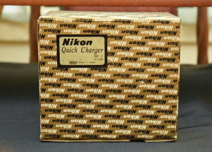 Vintage Nikon Quick Changer with Box