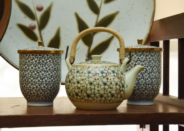 Japanese Teapot & Tea Cups