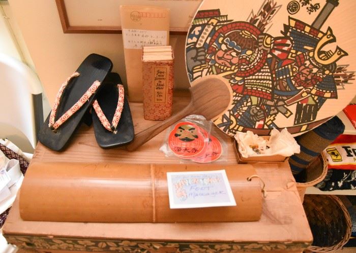 Japanese Bamboo Foot Massager, Collectibles & Souvenirs
