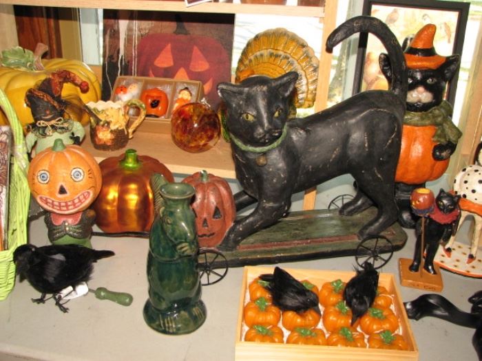Vintage Halloween & harvest season decor, black cat, pumpkins
