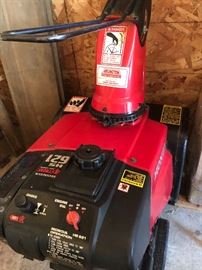 Honda HS621 snow thrower