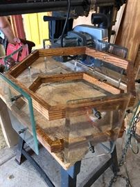 Wood piece for hanging lamp