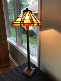 Tall mosaic lamp