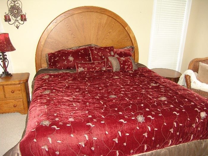 Queen size bed room suite