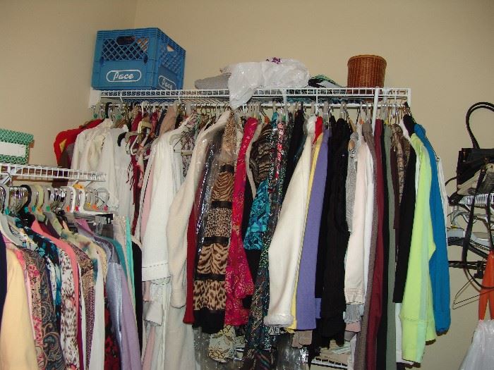 Large assortment of ladies clothes