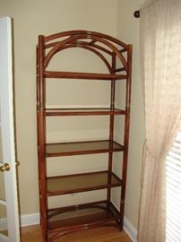 Etagere